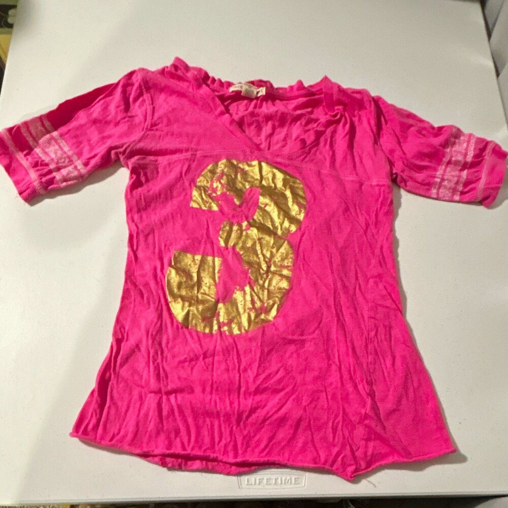 Derek Heart Girls Pink/Gold Number 3 Graphic 3/4 Sleeve Crew Tee: Size S